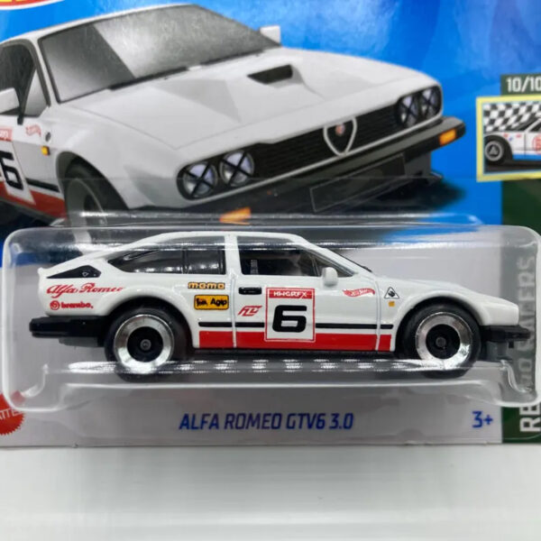 Alfa Romeo GTV6 3.0 - Coche a escala 1:64 de Hot Wheels - Imagen 3