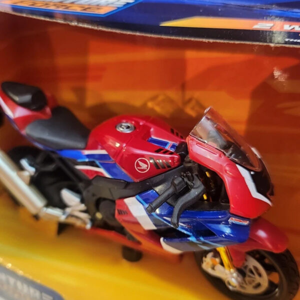 HONDA CBR 1000RR FIREBLADE SP 1:18 - Imagen 3