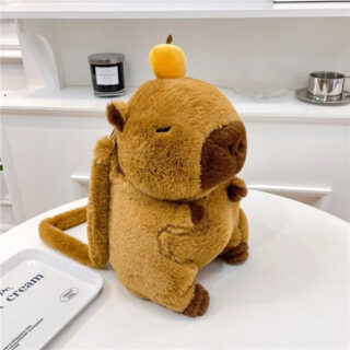 MOCHILA PELUCHE TIPO CAPIBARA