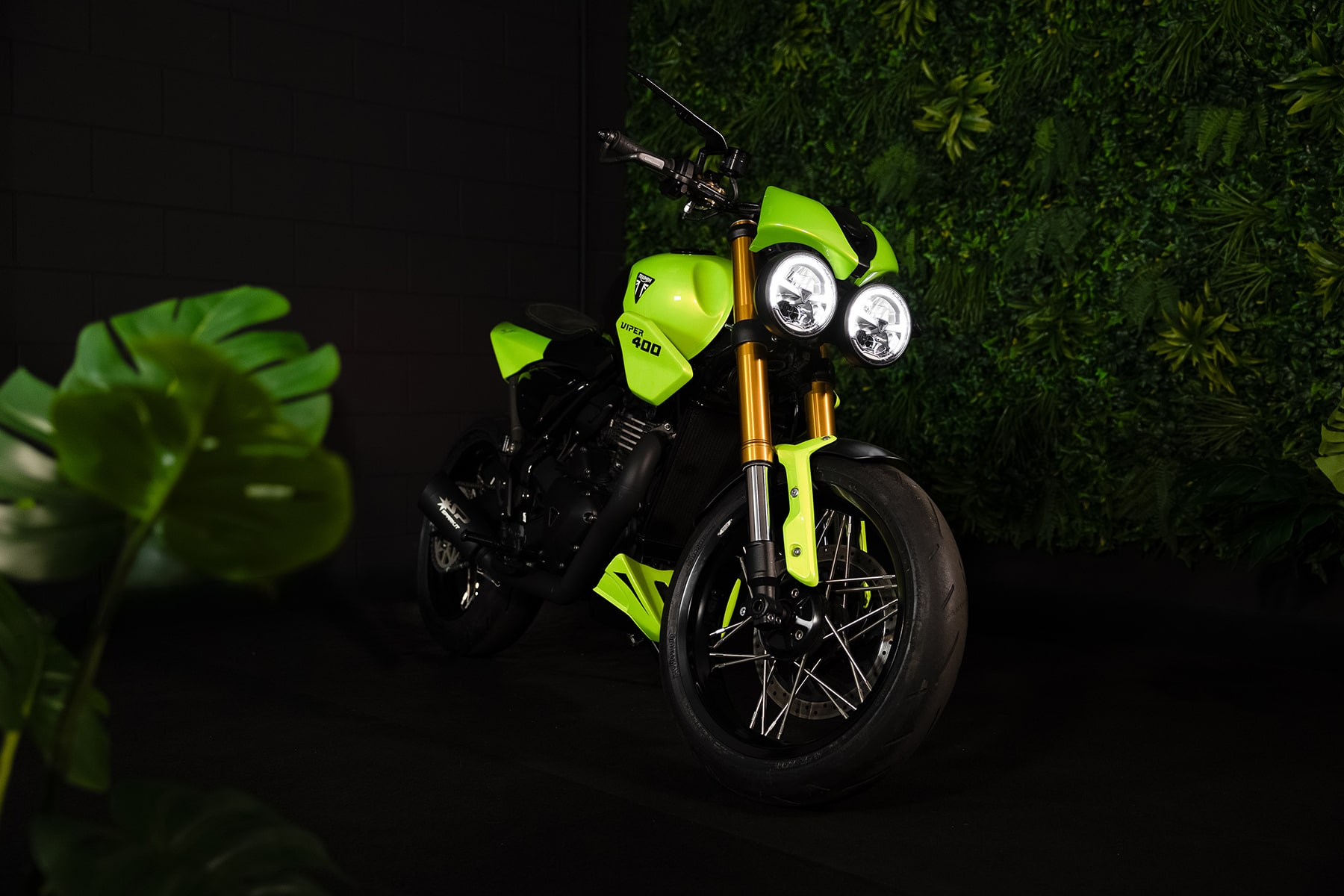 Triumph subasta la exclusiva Viper 400 para apoyar a Save the Children