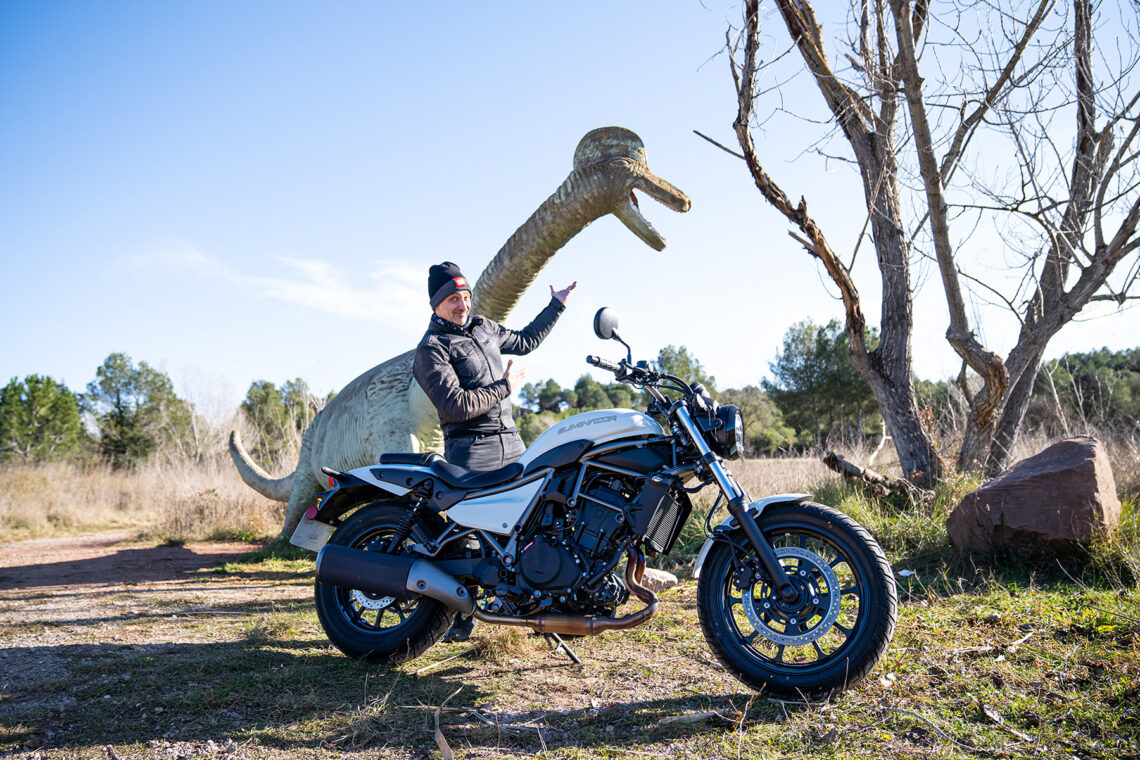 Cosas que DEBES tener en cuenta a la hora de COMPRAR una MOTO