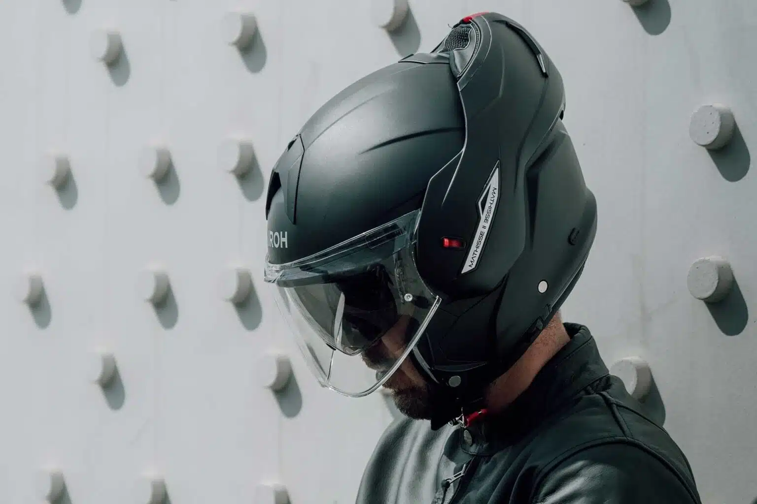 Airoh presenta Mathisse II, su nuevo casco abatible